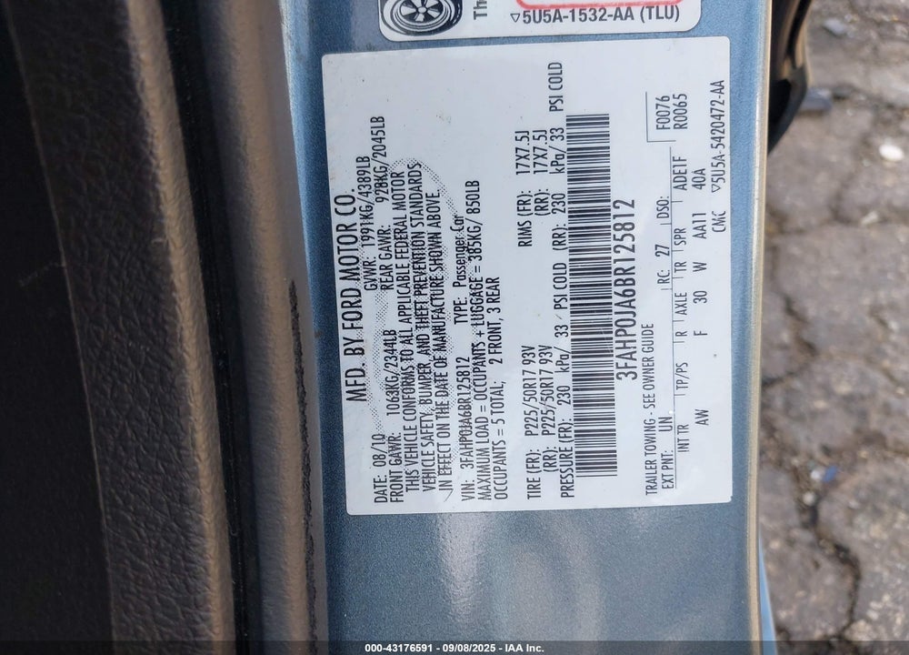 2011 FORD FUSION VIN: 3FAHP0JA6BR125812