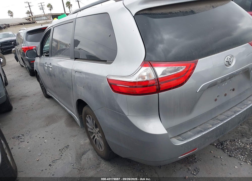 2018 TOYOTA SIENNA VIN: 5TDYZ3DC9JS910226