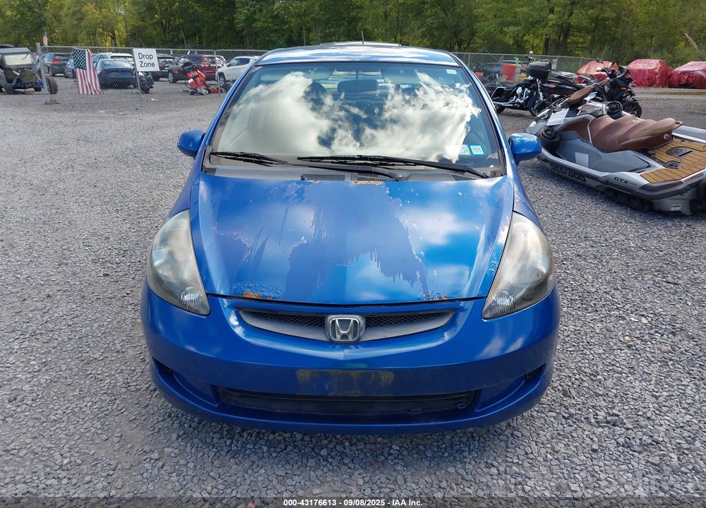 2007 HONDA FIT VIN: JHMGD38467S044836