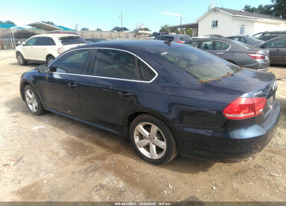 2013 VOLKSWAGEN PASSAT VIN: 1VWBN7A31DC110617