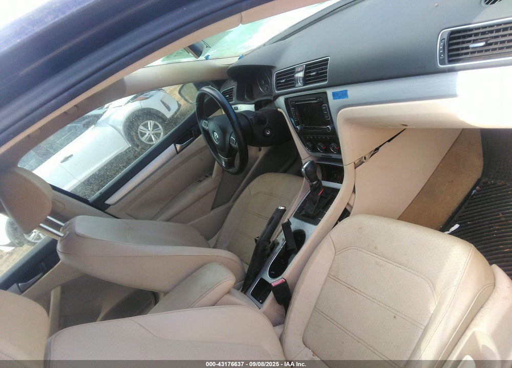 2013 VOLKSWAGEN PASSAT VIN: 1VWBN7A31DC110617