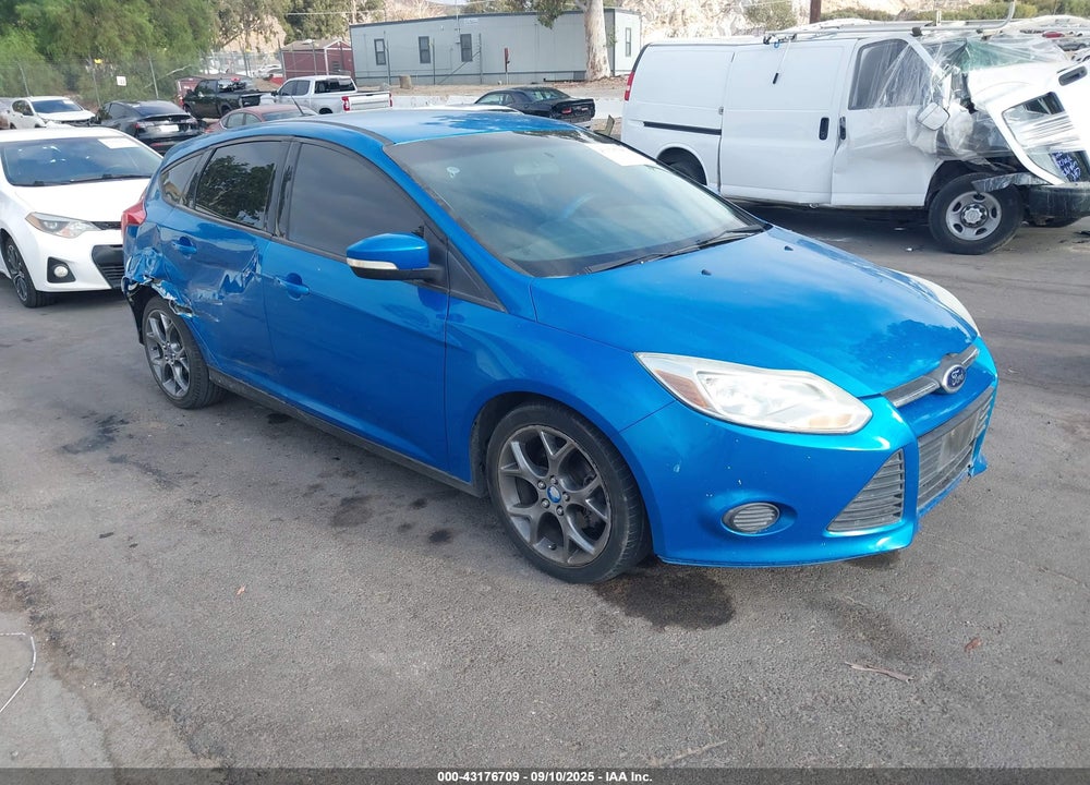 2014 FORD FOCUS SE VIN: 1FADP3K21EL355171