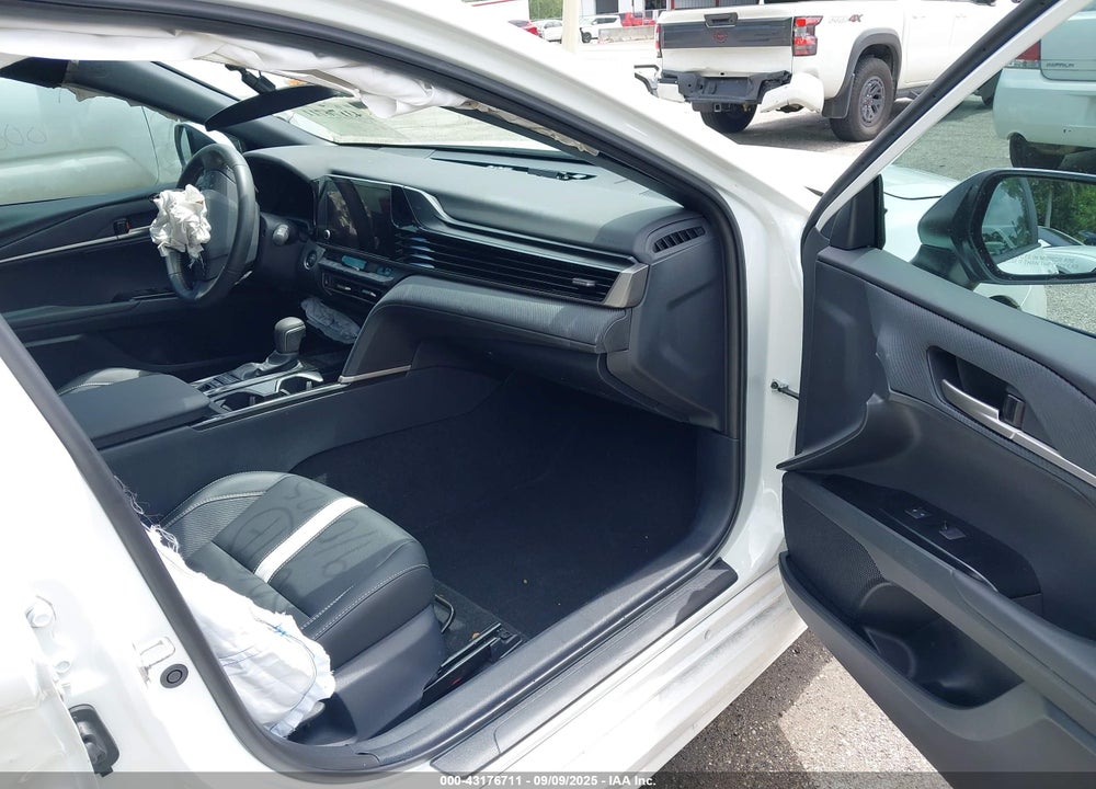 2025 TOYOTA CAMRY VIN: 4T1DAACK7SU085072