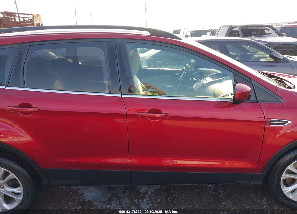 2018 FORD ESCAPE SE VIN: 1FMCU9G90JUB48486