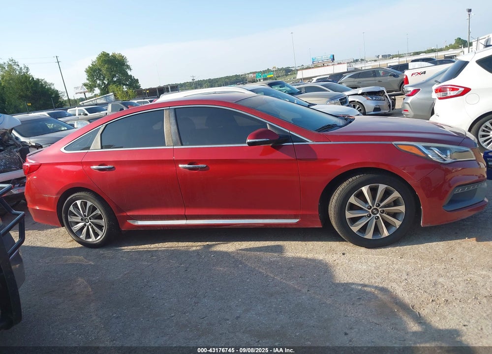 2015 HYUNDAI SONATA SPORT VIN: 5NPE34AF2FH098175
