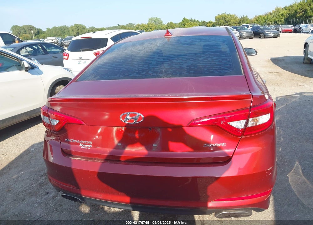 2015 HYUNDAI SONATA SPORT VIN: 5NPE34AF2FH098175