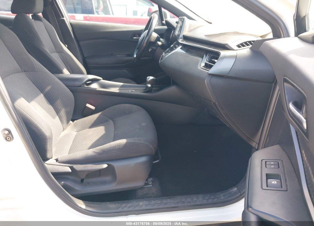 2018 TOYOTA C-HR VIN: NMTKHMBX8JR004085