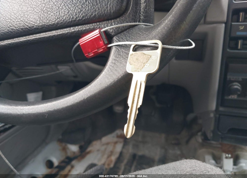 1992 GEO METRO LSI SPRINT CL VIN: JG1MR3367NK214464