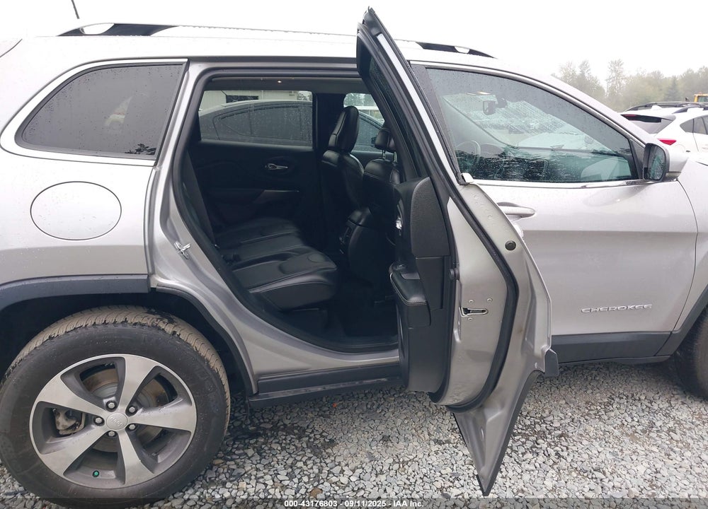 2019 JEEP CHEROKEE VIN: 1C4PJMDX5KD435294