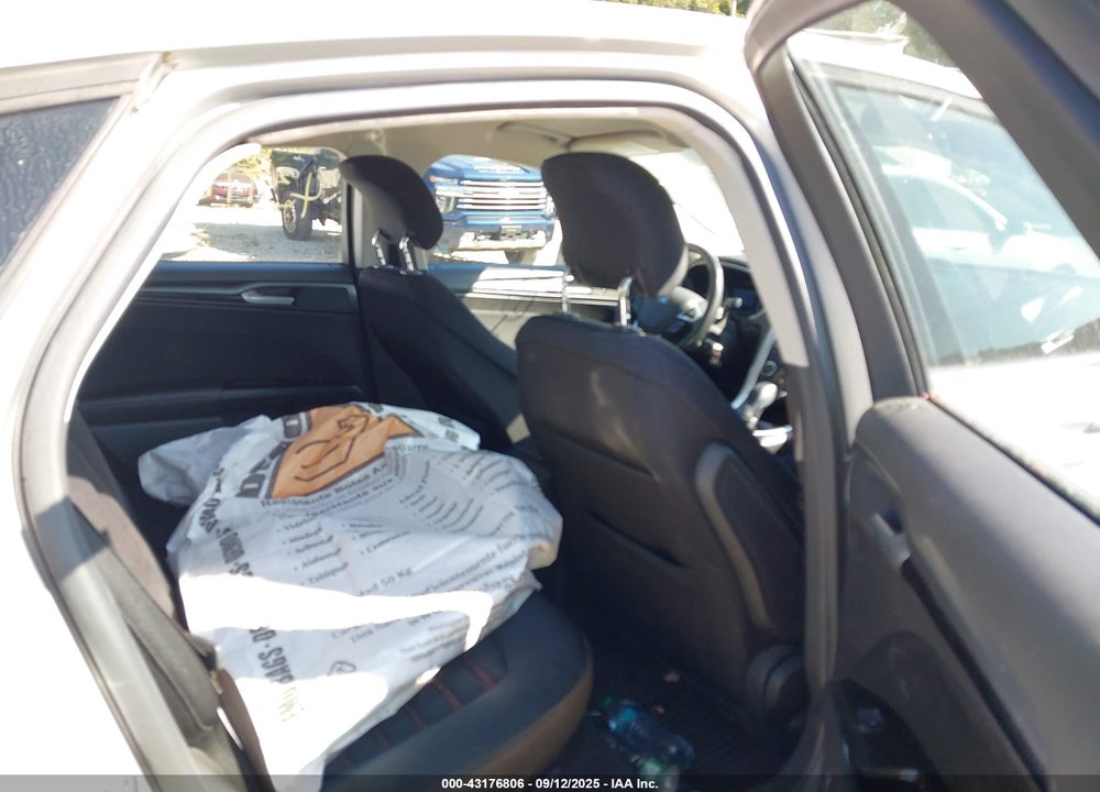2013 FORD FUSION VIN: 3FA6P0H9XDR355133
