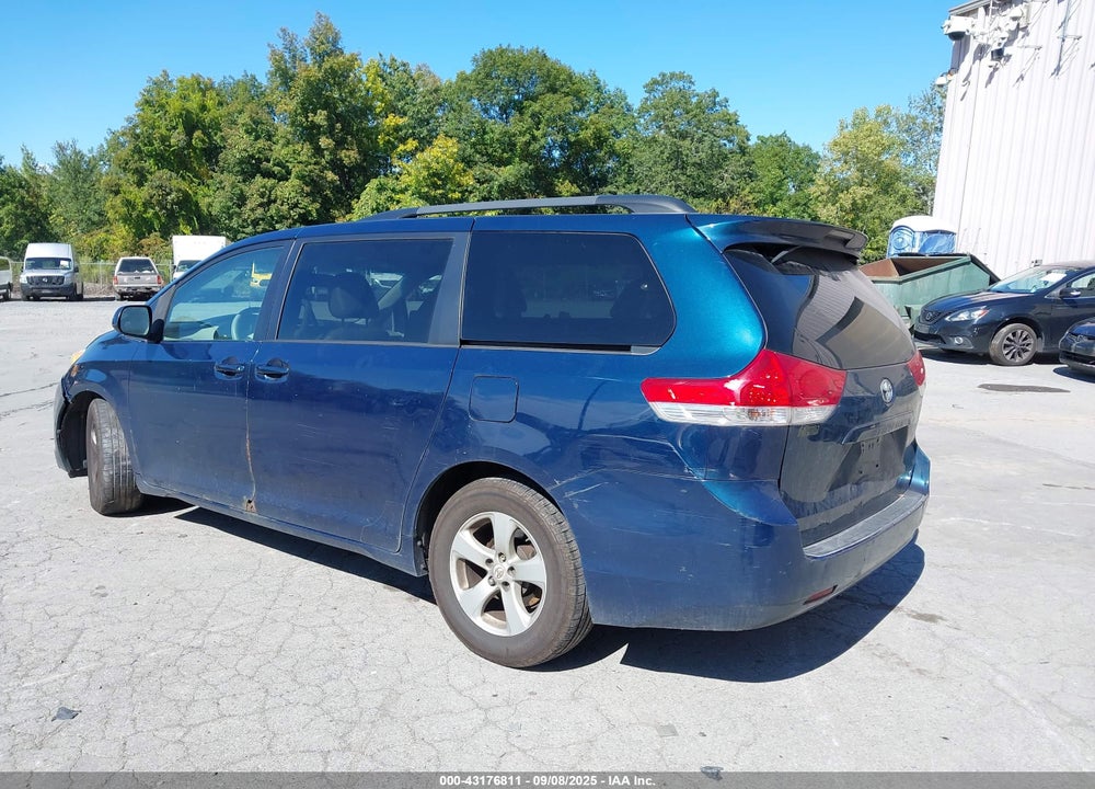 2011 TOYOTA SIENNA VIN: 5TDKK3DC1BS021934