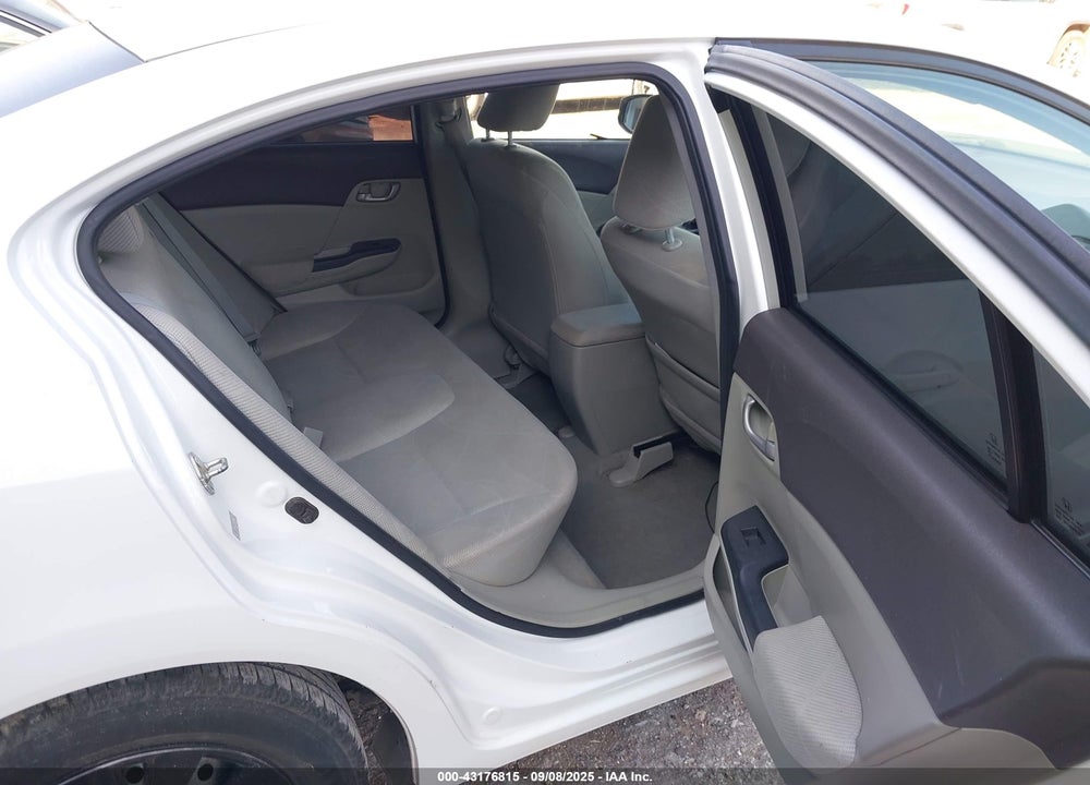2012 HONDA CIVIC VIN: 2HGFB2F54CH323570