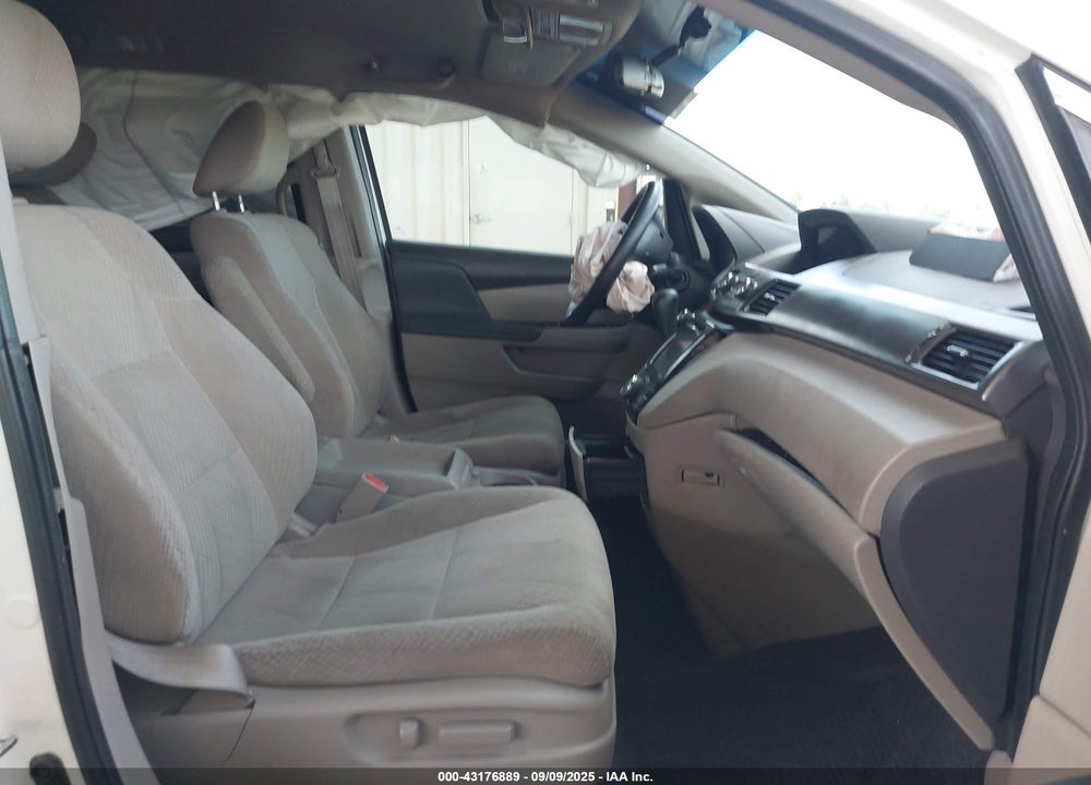 2016 HONDA ODYSSEY VIN: 5FNRL5H44GB127512
