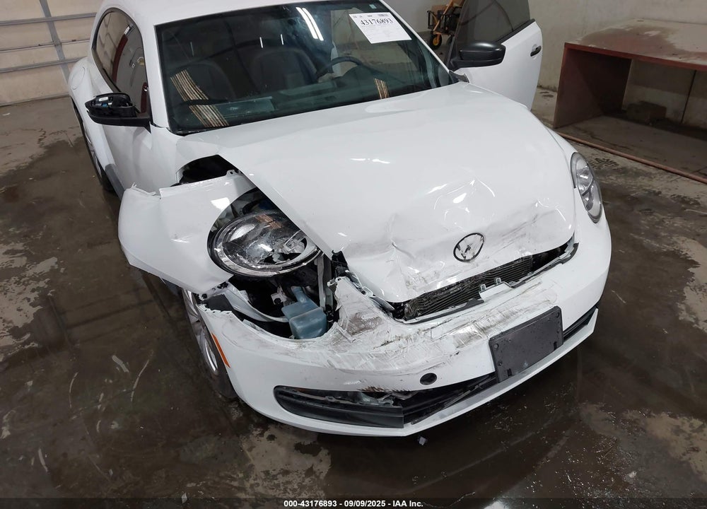 2015 VOLKSWAGEN BEETLE VIN: 3VWF17AT2FM630968