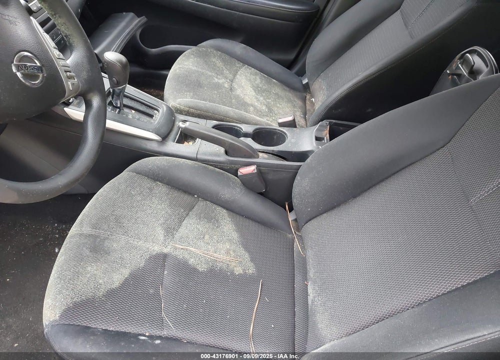 2016 NISSAN SENTRA VIN: 3N1AB7AP3GY224823