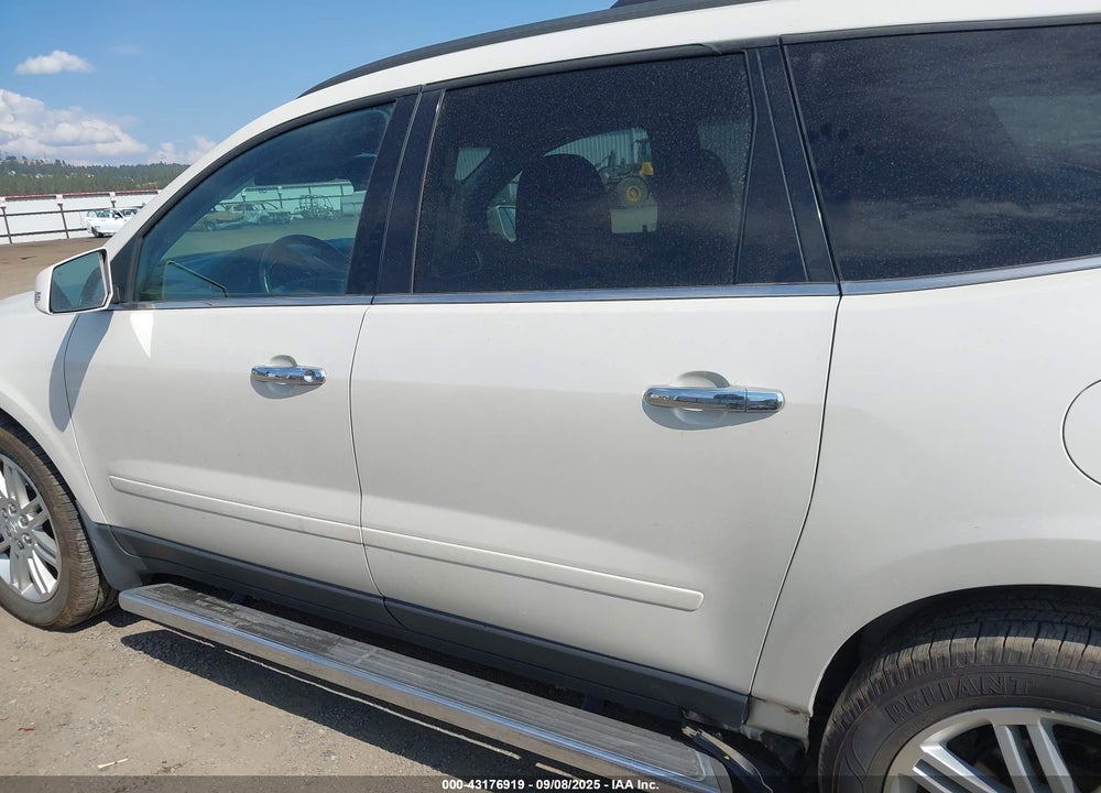 2015 CHEVROLET TRAVERSE VIN: 1GNKVGKD8FJ229233