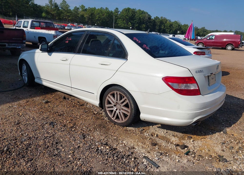 2009 MERCEDES-BENZ C 300 SPORT VIN: WDDGF54X49R071556