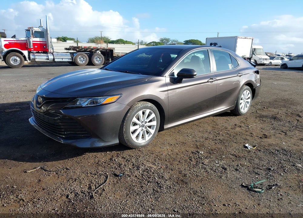 2020 TOYOTA CAMRY LE VIN: 4T1C11AKXLU327241