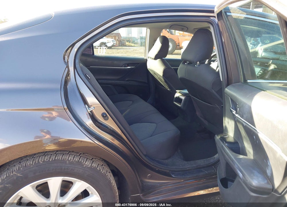 2020 TOYOTA CAMRY LE VIN: 4T1C11AKXLU327241