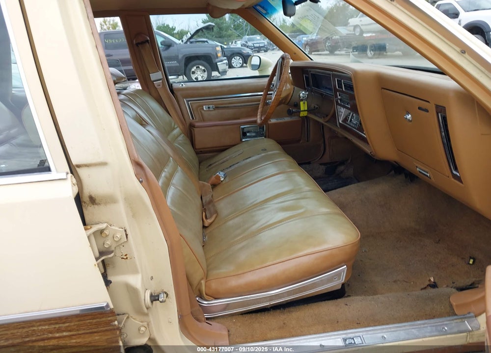 1978 OLDSMOBILE CUSTOM CRUISER VIN: 3Q35K8X144666