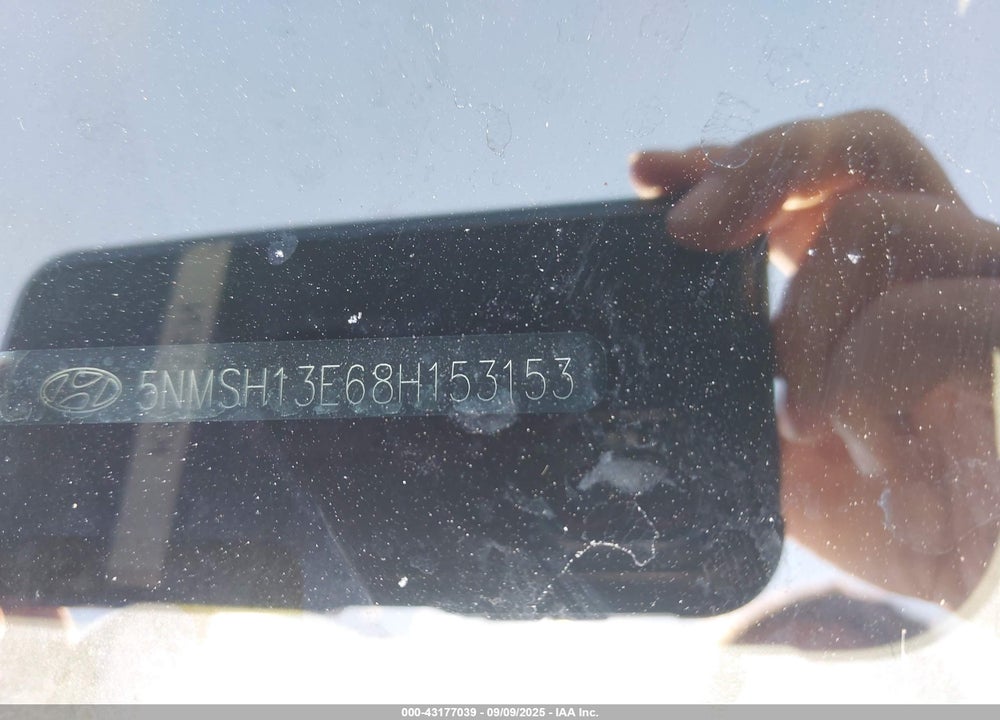2008 HYUNDAI SANTA FE VIN: 5NMSH13E68H153153