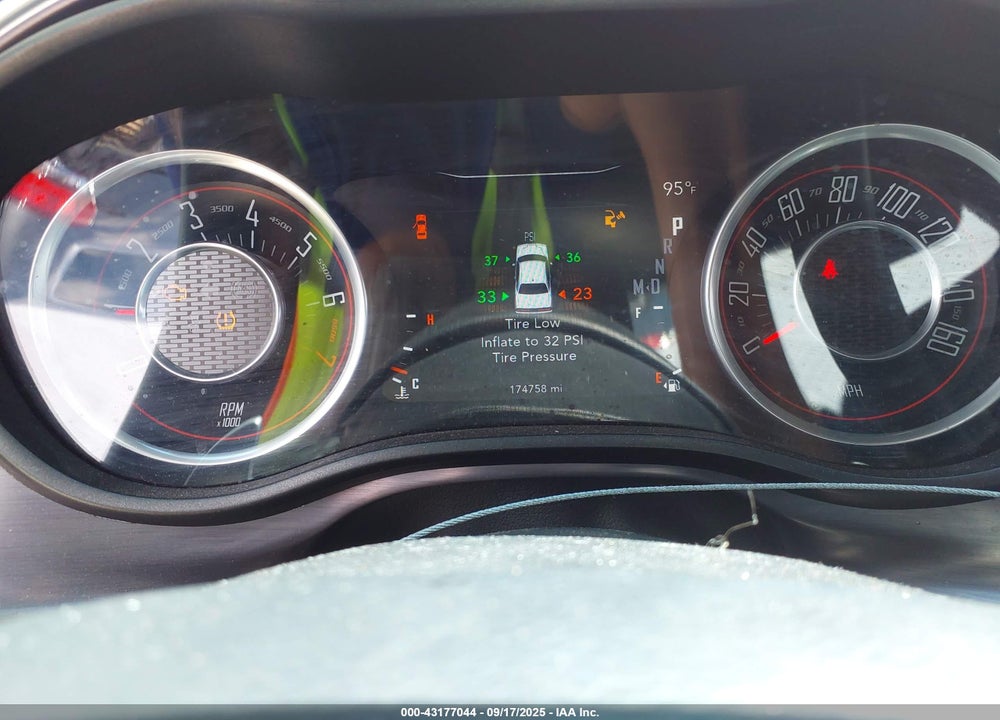 2015 DODGE CHALLENGER VIN: 2C3CDZAG0FH722823