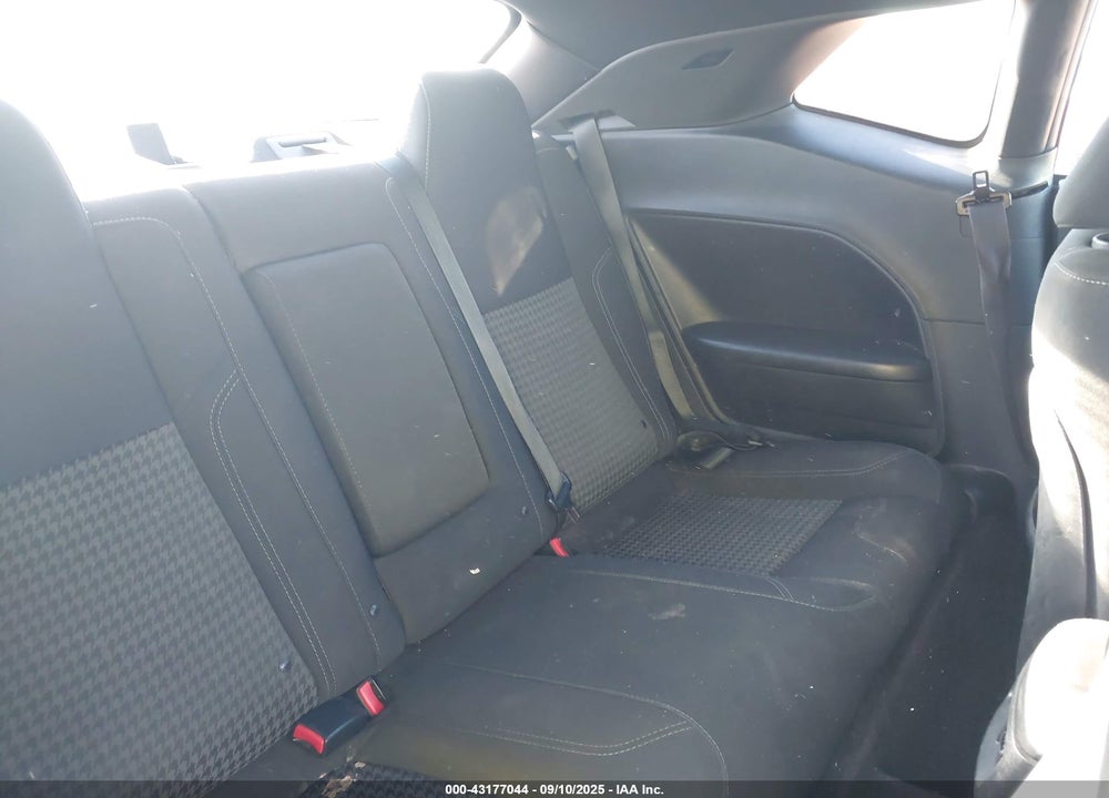 2015 DODGE CHALLENGER VIN: 2C3CDZAG0FH722823