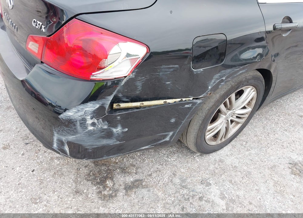2010 INFINITI G37 VIN: JN1CV6AR1AM450302