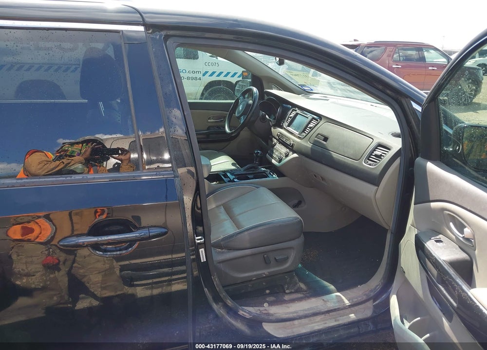 2015 KIA SEDONA SX VIN: KNDMC5C15F6028098