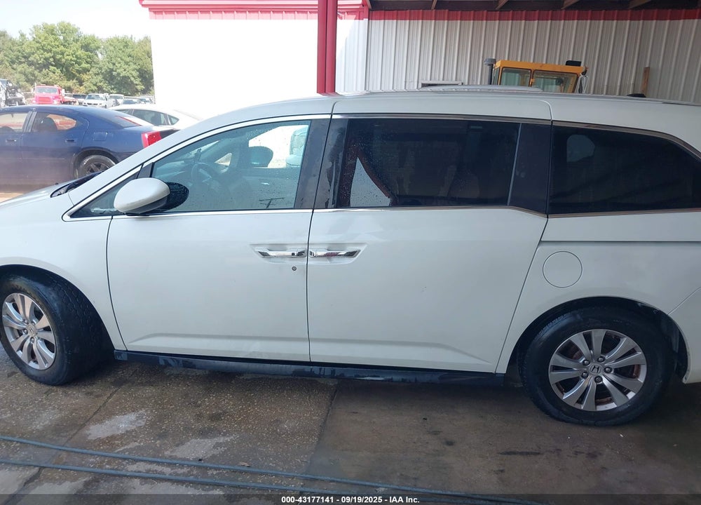 2016 HONDA ODYSSEY VIN: 5FNRL5H39GB121678