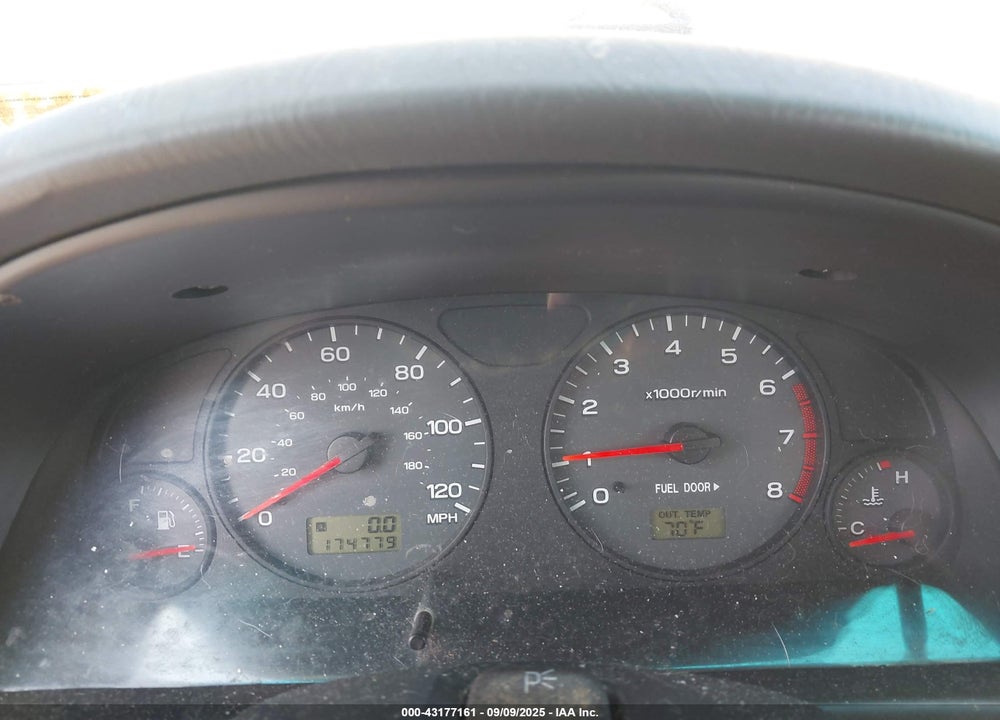 2001 SUBARU FORESTER L VIN: JF1SF63511H766460