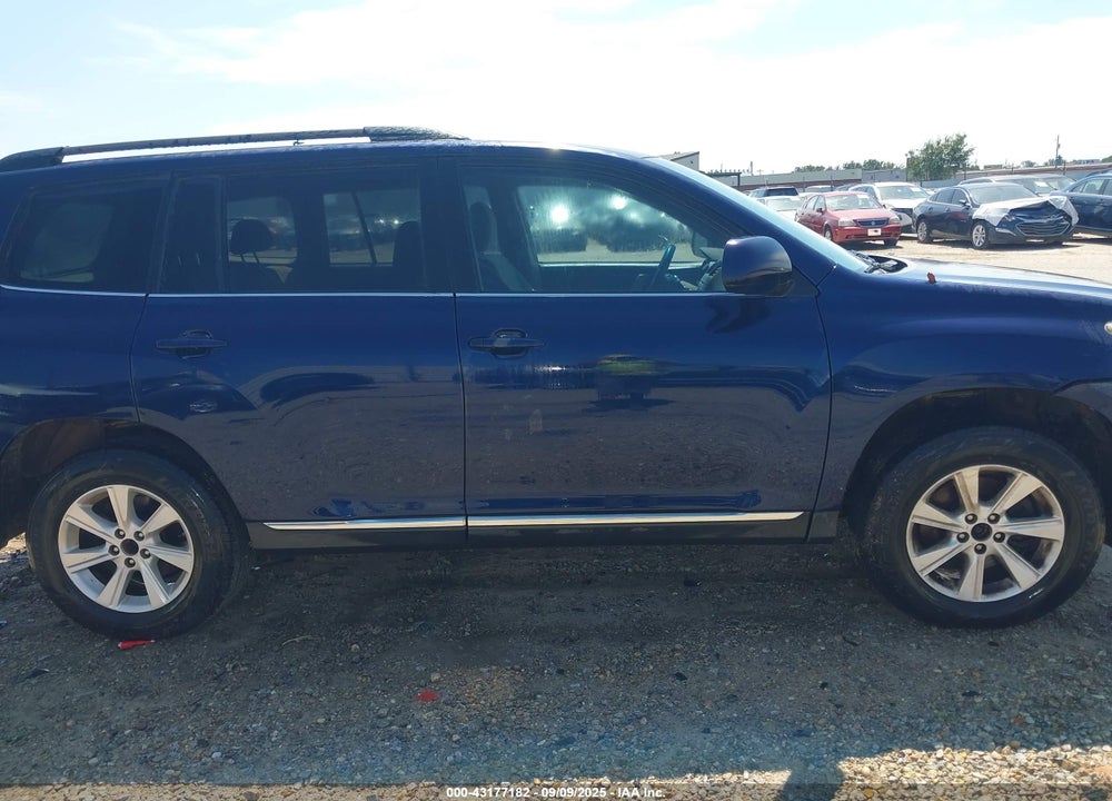 2011 TOYOTA HIGHLANDER VIN: 5TDZK3EH5BS026353