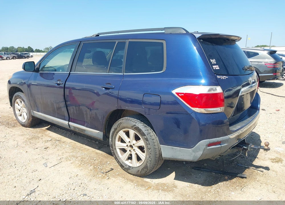 2011 TOYOTA HIGHLANDER VIN: 5TDZK3EH5BS026353