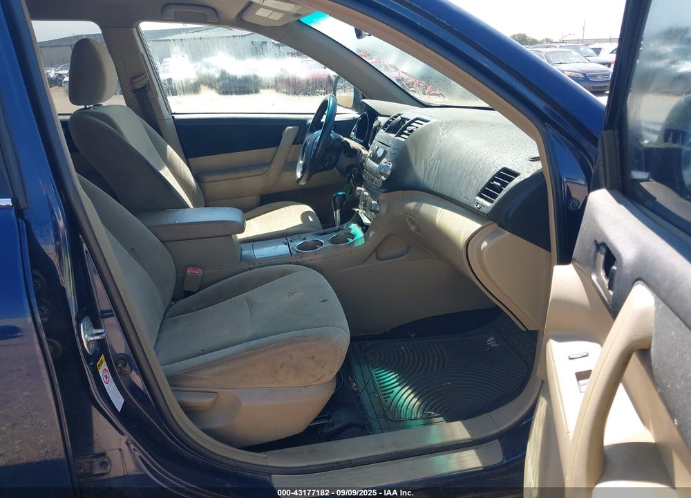 2011 TOYOTA HIGHLANDER VIN: 5TDZK3EH5BS026353