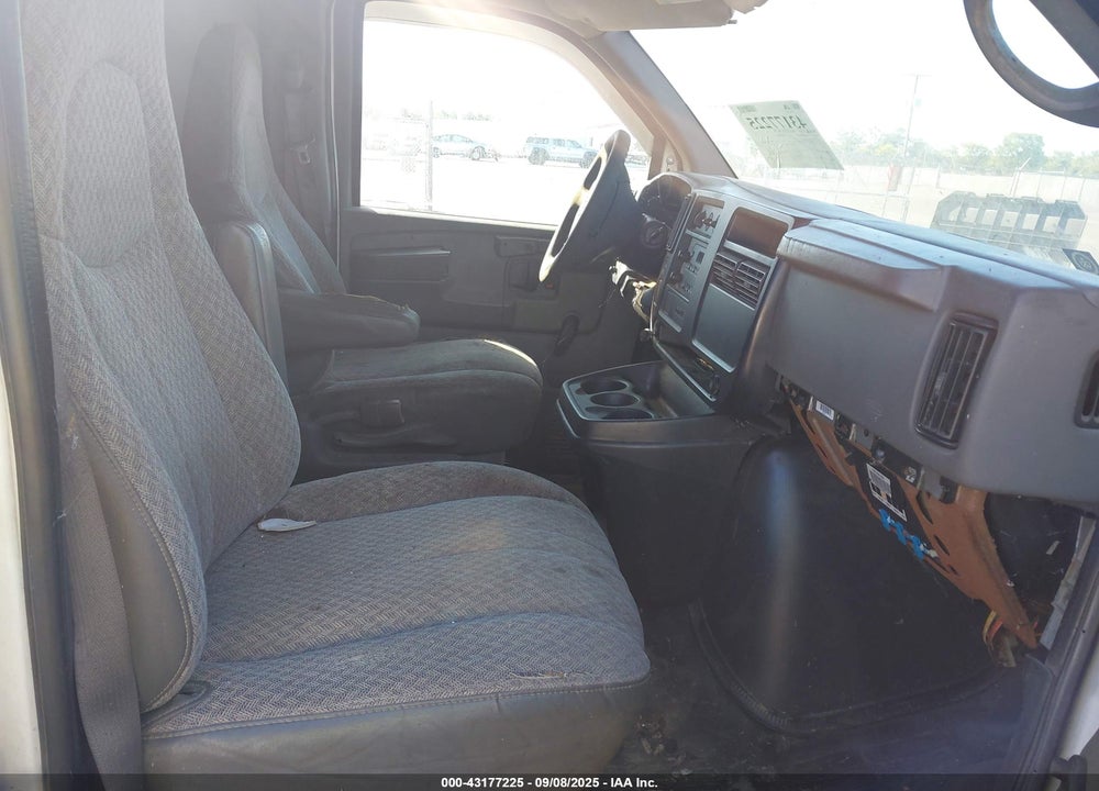 2007 CHEVROLET EXPRESS WORK VAN VIN: 1GCFG15X971160335