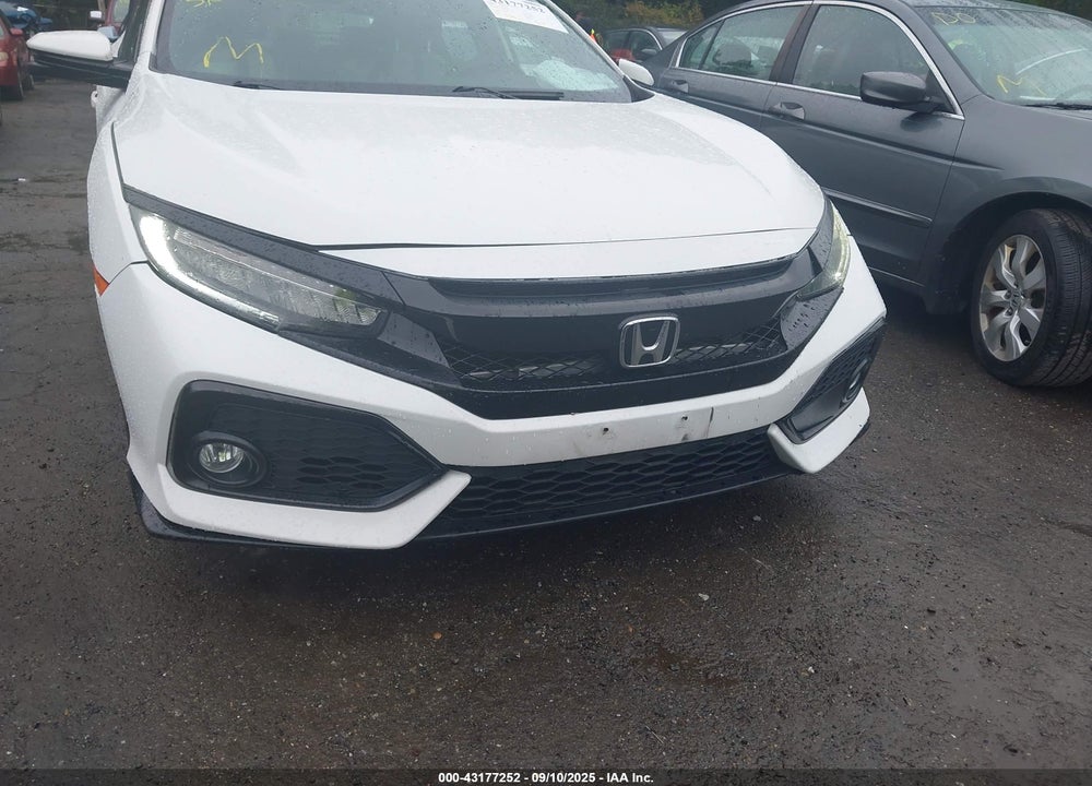 2019 HONDA CIVIC SPORT TOURING VIN: SHHFK7H9XKU400151