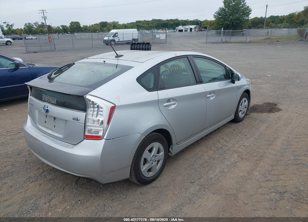 2011 TOYOTA PRIUS TWO VIN: JTDKN3DU7B5291529