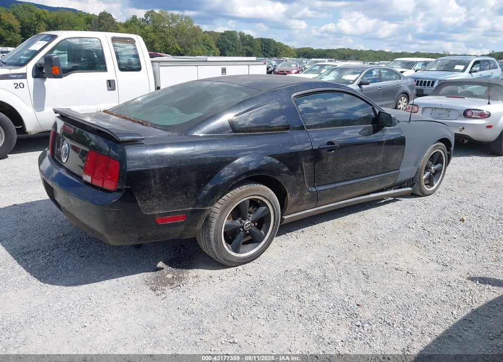 2007 FORD MUSTANG VIN: 1ZVFT80N175311720