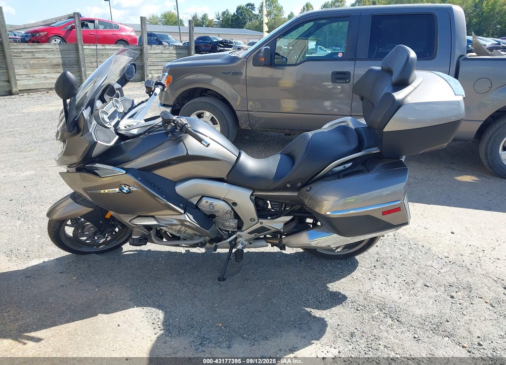 2014 BMW K1600 GTL VIN: WB1061202EZZ24926