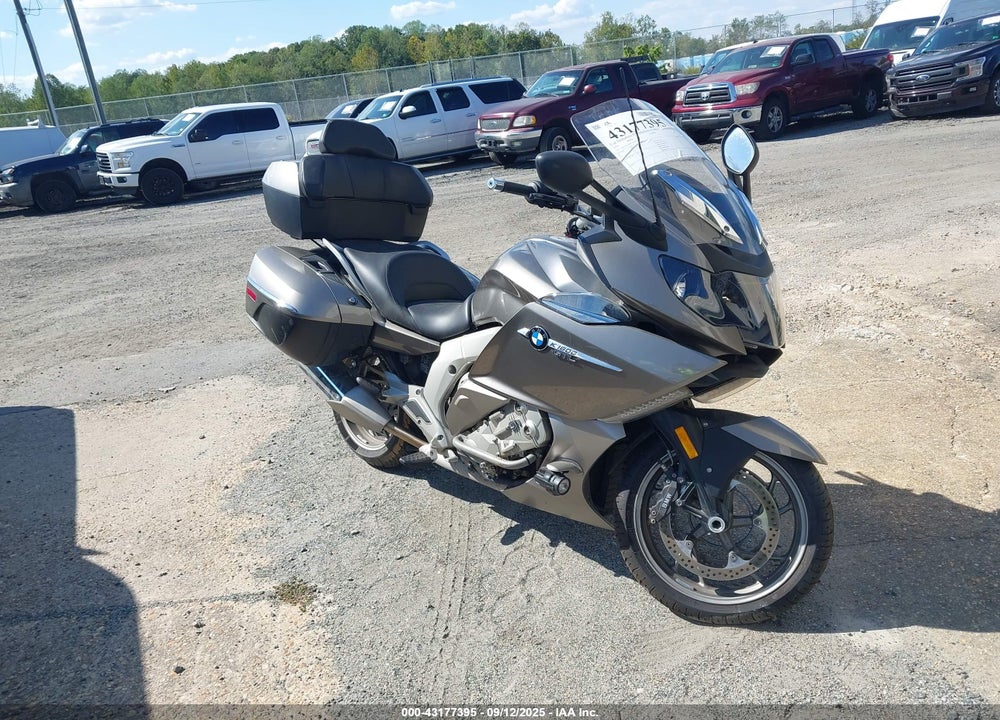 2014 BMW K1600 GTL VIN: WB1061202EZZ24926