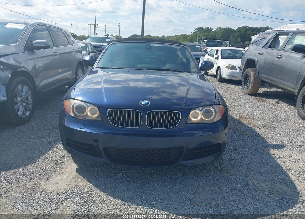 2011 BMW 1 SERIES VIN: WBAUN7C56BVM25423
