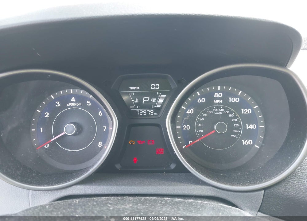 2015 HYUNDAI ELANTRA VIN: 5NPDH4AE9FH556475