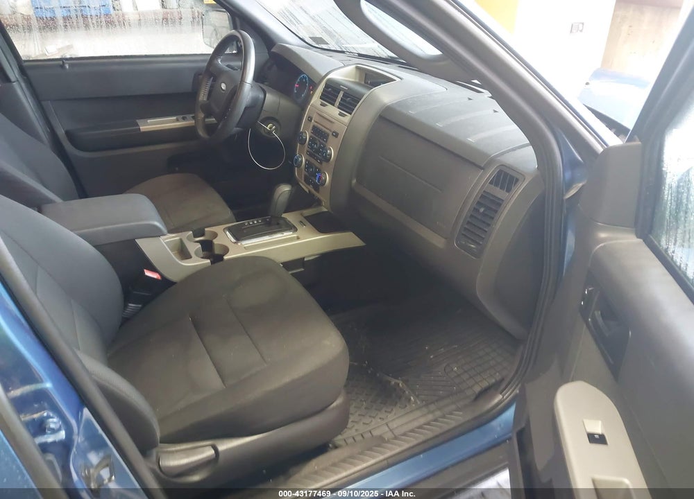 2010 FORD ESCAPE VIN: 1FMCU0D7XAKA43870