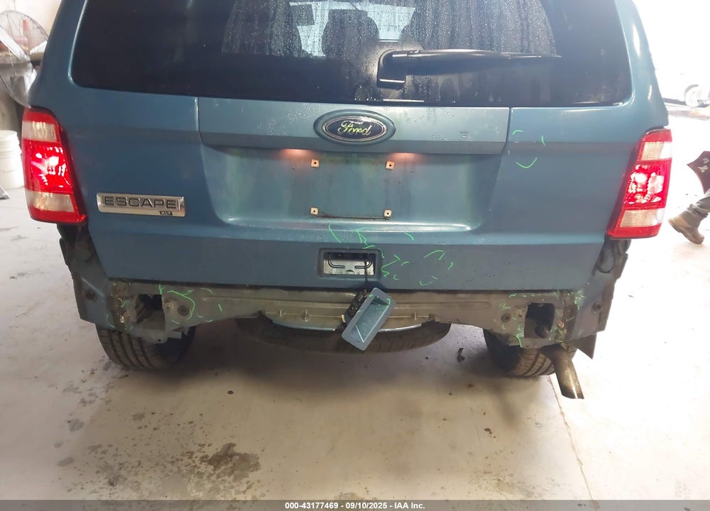 2010 FORD ESCAPE VIN: 1FMCU0D7XAKA43870