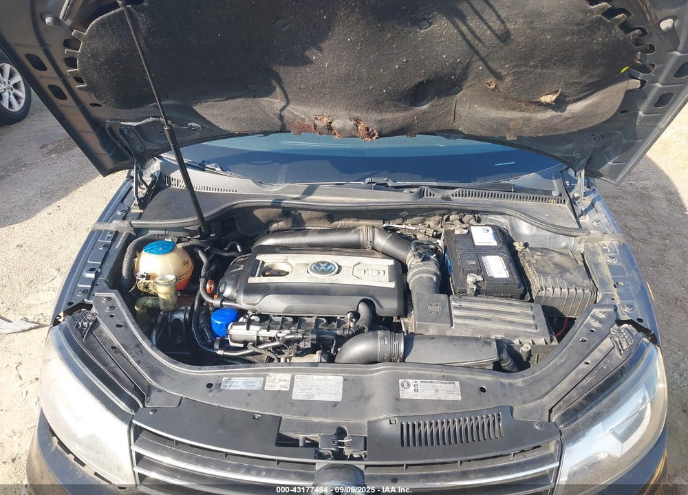 2012 VOLKSWAGEN EOS VIN: WVWBW7AHXCV003970