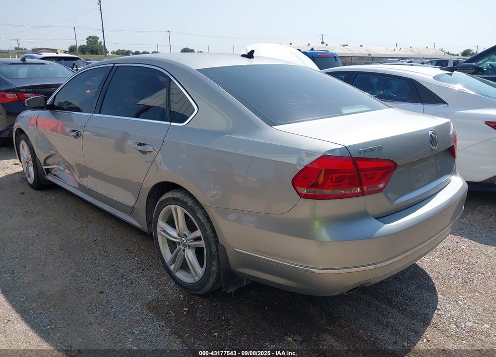 2013 VOLKSWAGEN PASSAT VIN: 1VWBN7A33DC107380