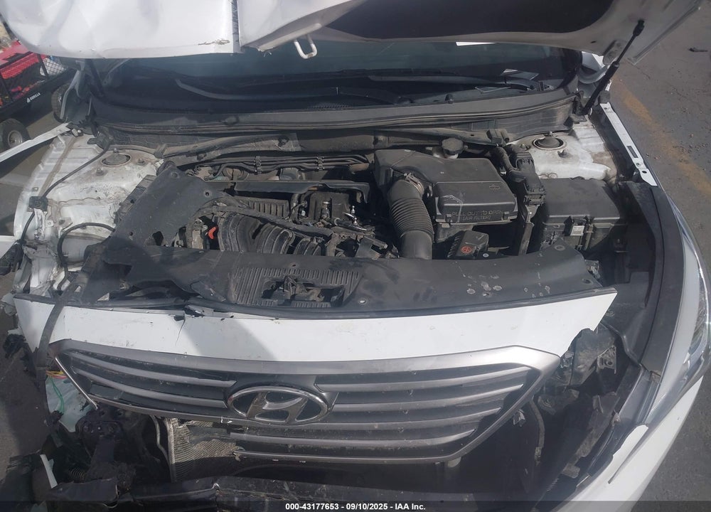 2016 HYUNDAI SONATA VIN: 5NPE24AF0GH419215