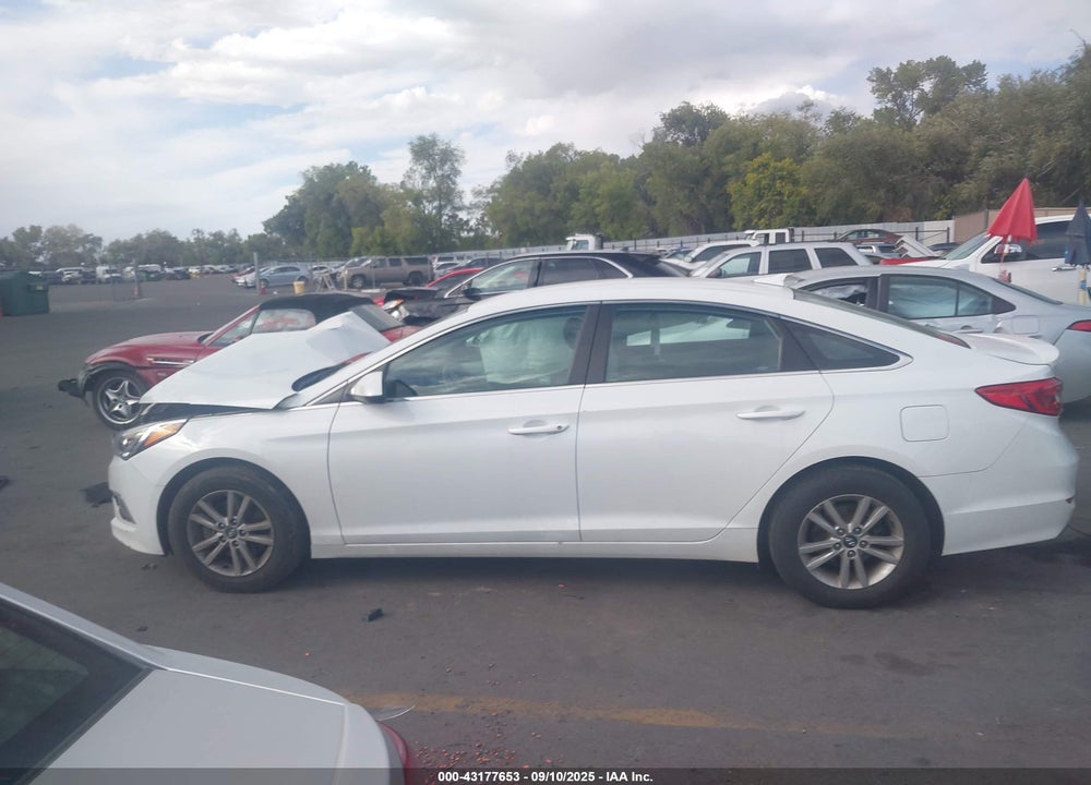2016 HYUNDAI SONATA VIN: 5NPE24AF0GH419215