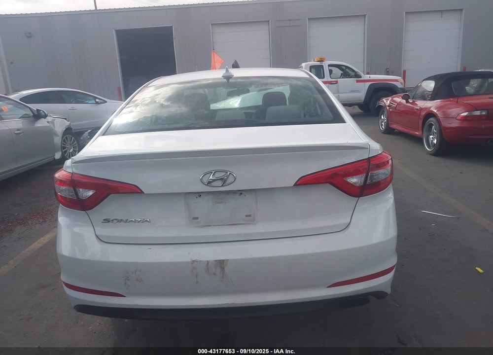 2016 HYUNDAI SONATA VIN: 5NPE24AF0GH419215