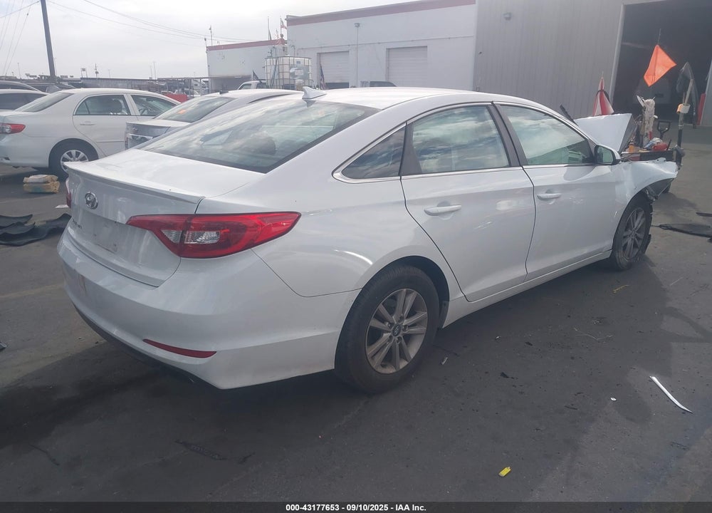 2016 HYUNDAI SONATA VIN: 5NPE24AF0GH419215